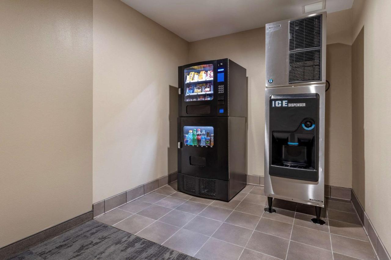 Sleep Inn & Suites Crosby المظهر الخارجي الصورة