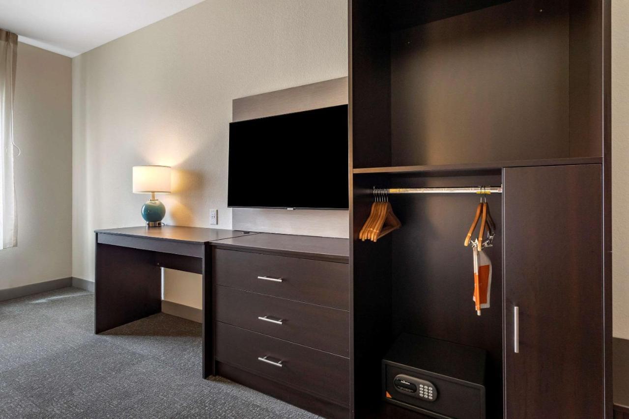 Sleep Inn & Suites Crosby المظهر الخارجي الصورة